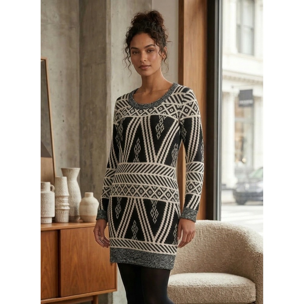 Pink Rose Black White Geometric Tribal Knit Sweater Dress Women's‎ L Long Sleeve